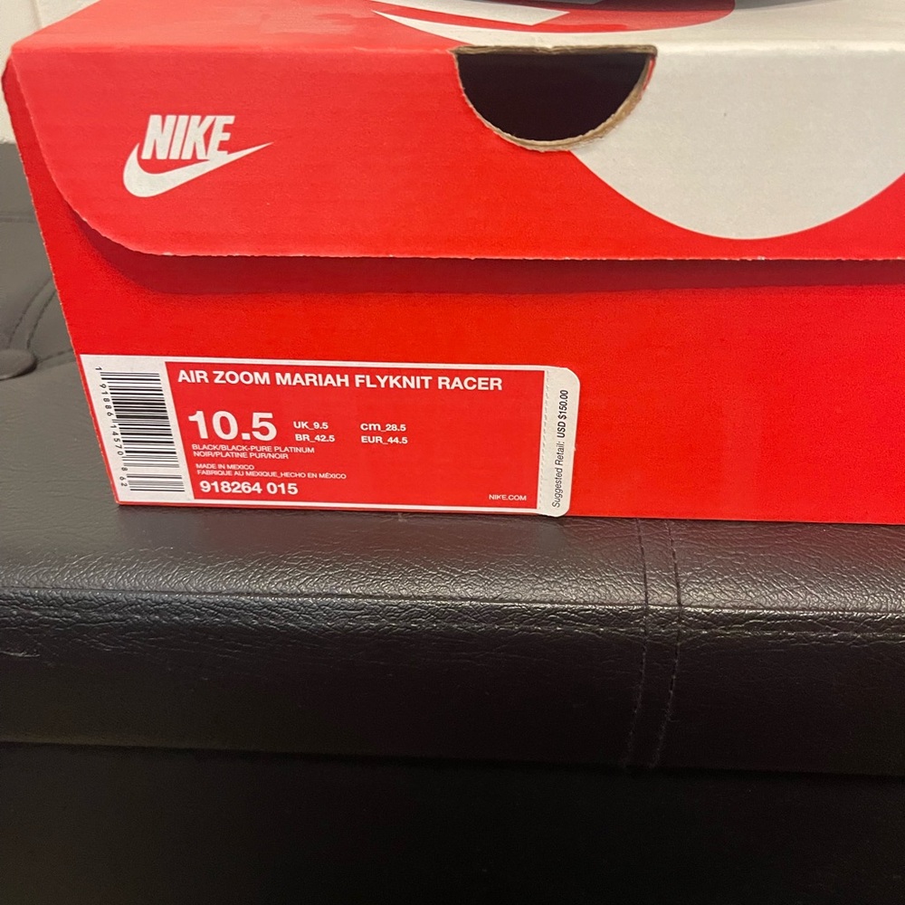 Men’s sneaker